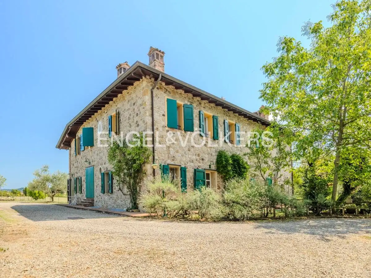 Villa in vendita a Valsamoggia