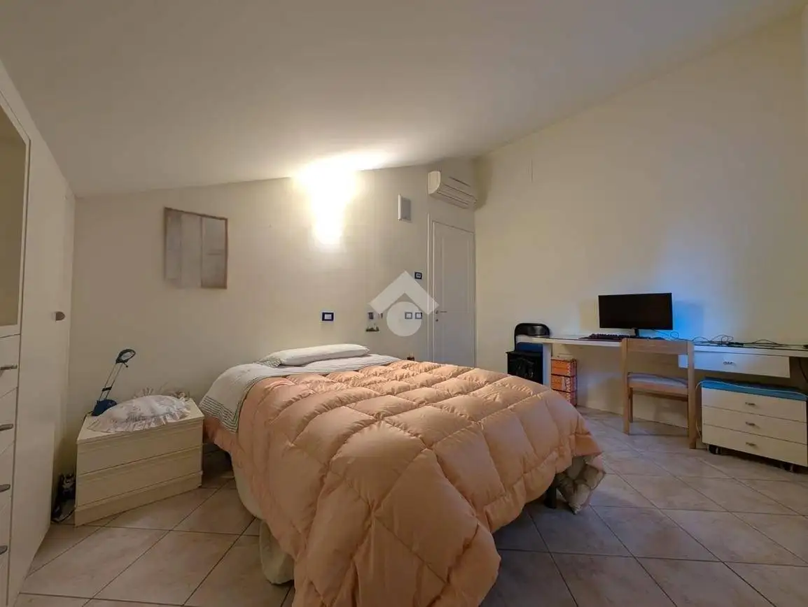 Villa bifamiliare via A. Manzoni 38, Centro, Cavernago - foto 2