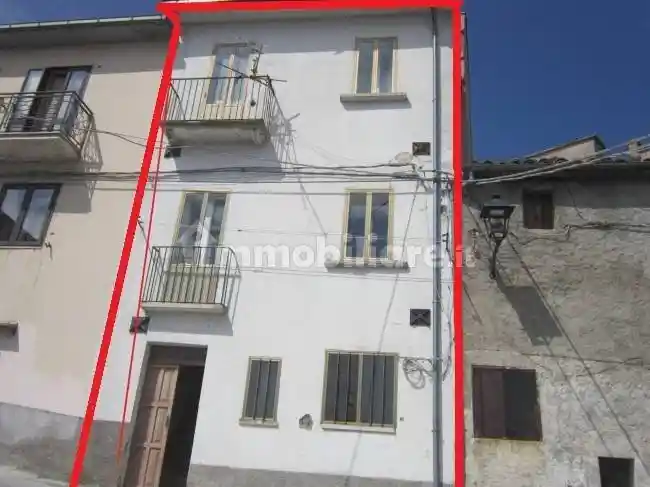 Casa indipendente in vendita a Borrello