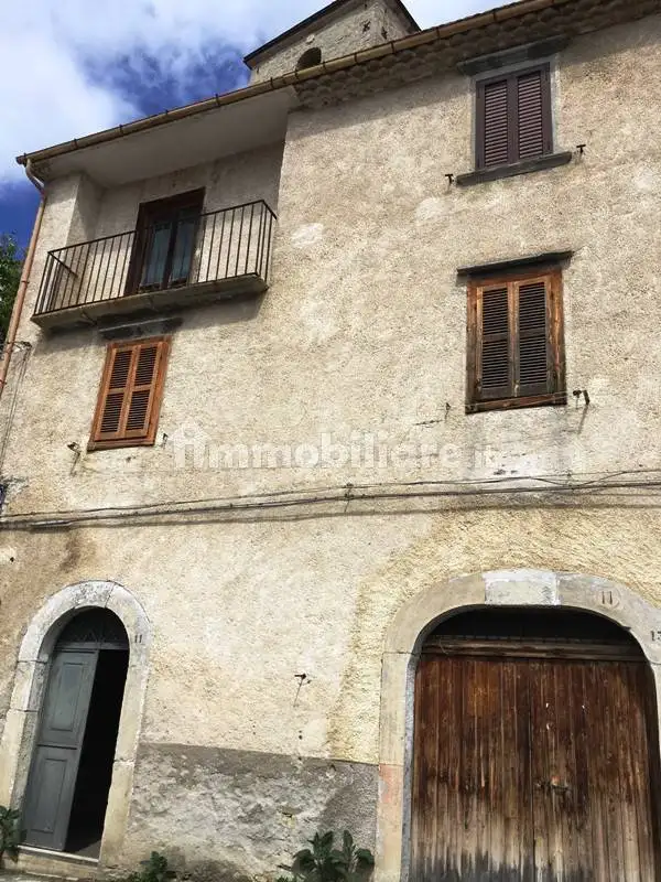 Terratetto unifamiliare C.so Vittorio Emanuele 88, Centro, Agnone - foto 2