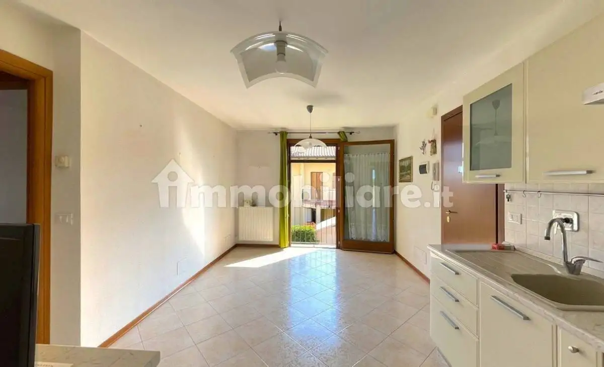 Trilocale via Guglielmo Oberdan 1, Centro, Aiello del Friuli - foto 4