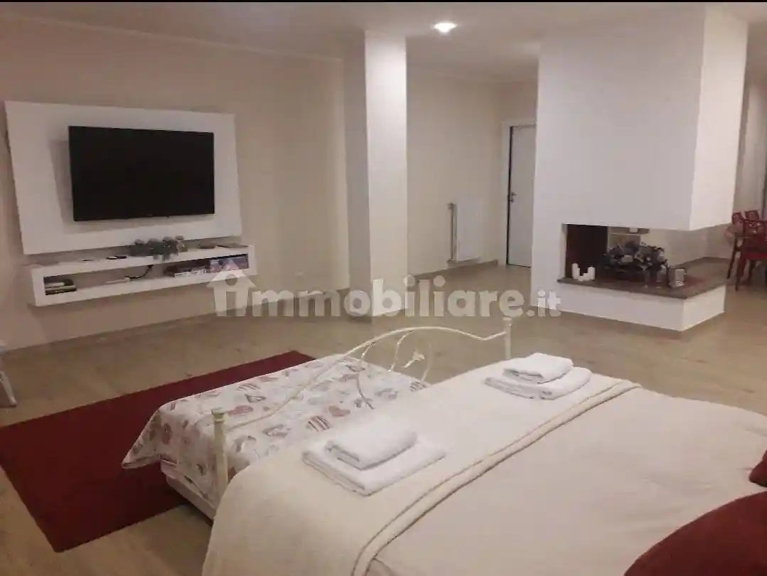 Open space via Francesco Agello 7, Casale - Materdomini, Brindisi - foto 3