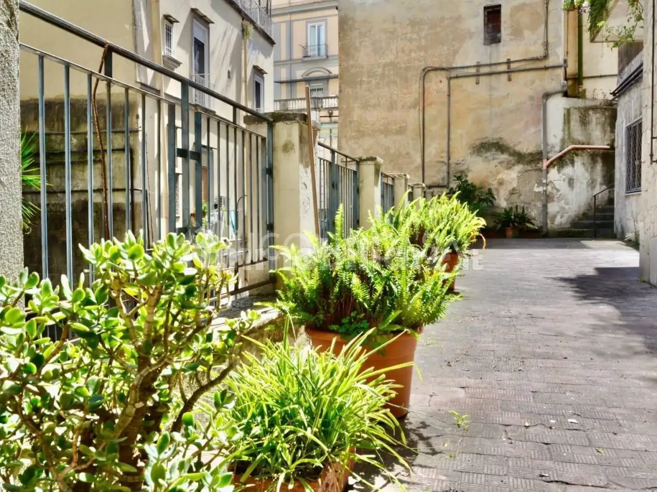 Appartamento in vendita a Napoli