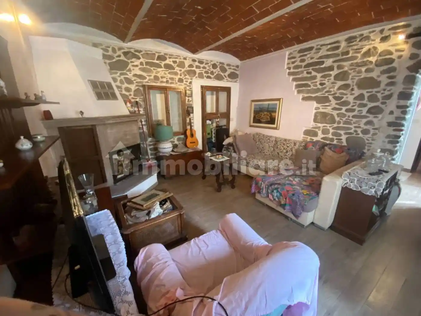 Casa indipendente in vendita a Vernio