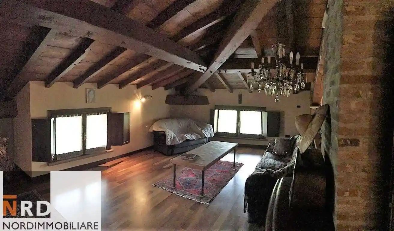 Villa in vendita a Mantova