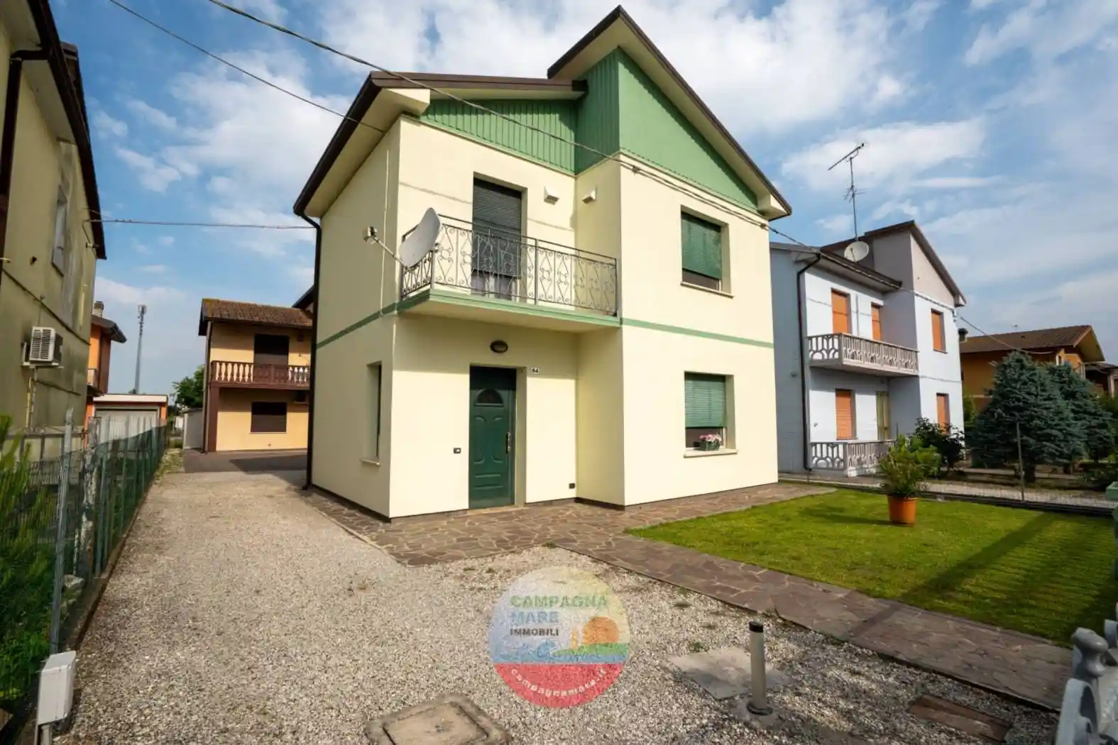 Villa in vendita a Riva del Po