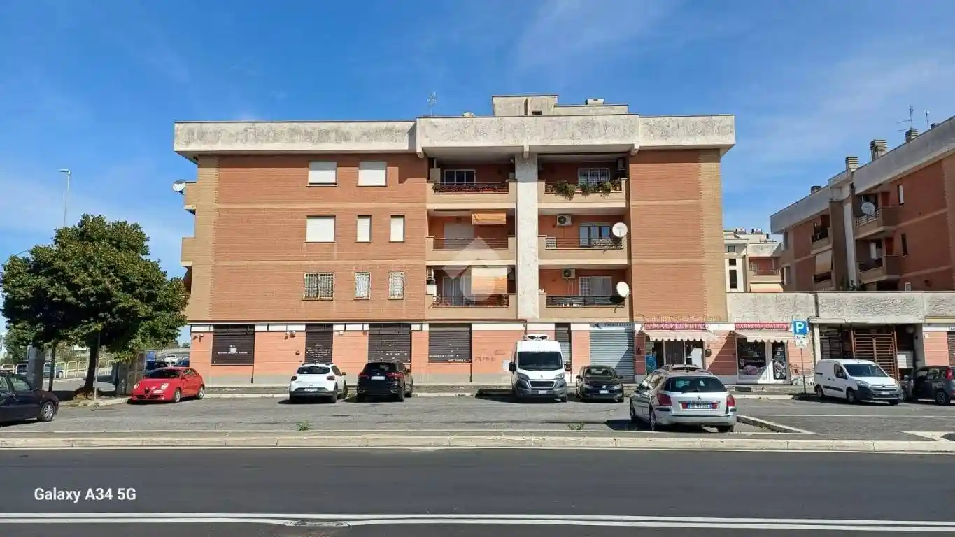 Trilocale via Sandro Penna 11, Tor Vergata, Roma - foto 2