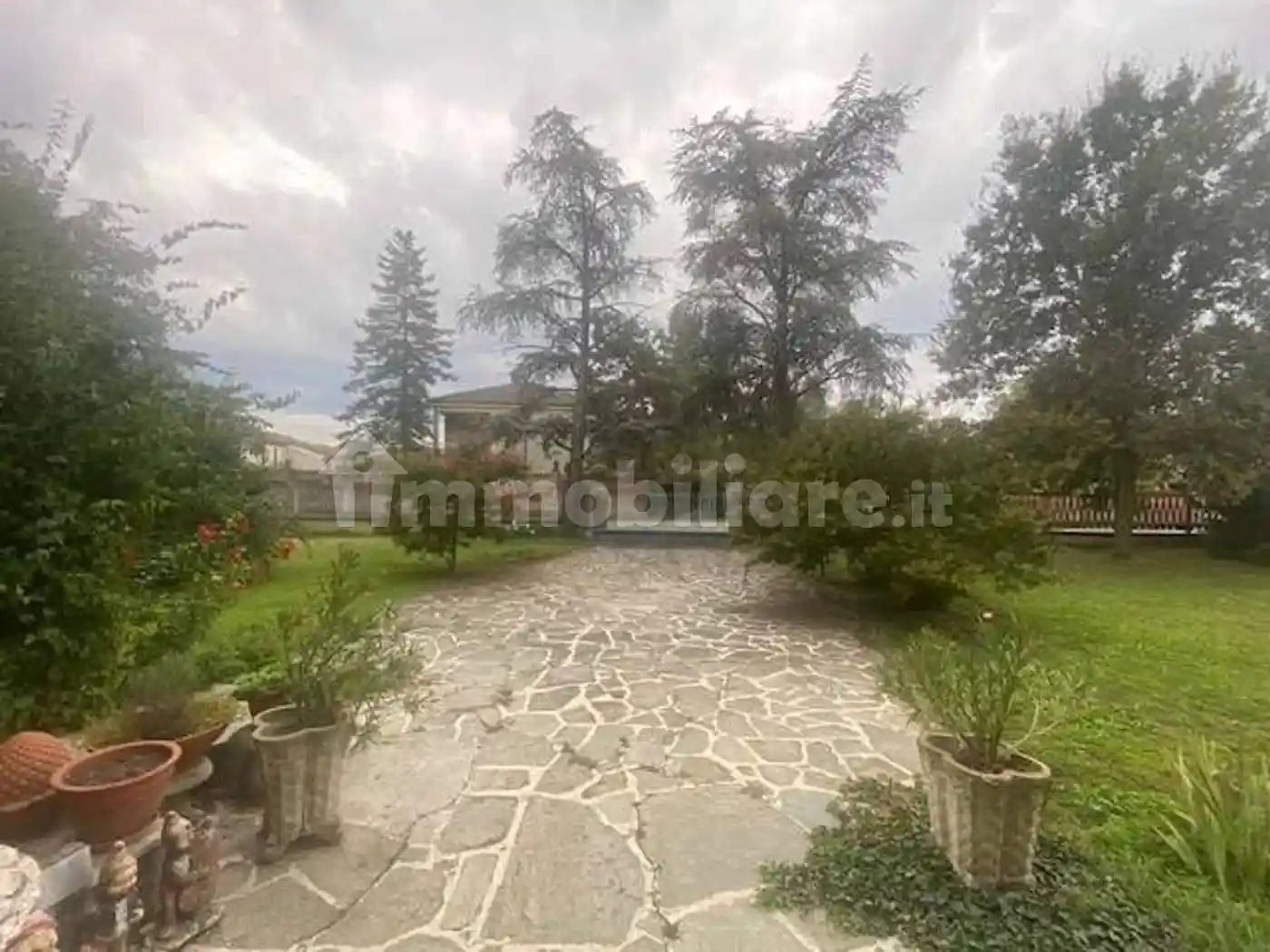 Villa unifamiliare, da ristrutturare, 1000 m², Villaromagnano - foto 2