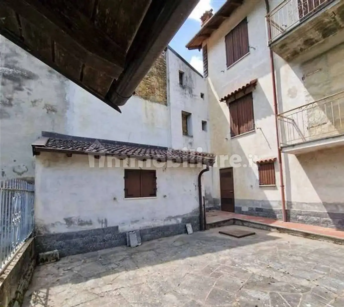 Villa unifamiliare 137 m², Cecima - foto 2