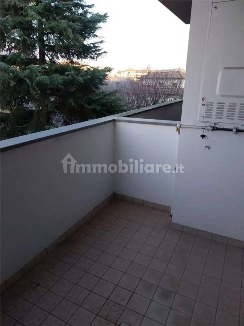 Bilocale buono stato, terzo piano, Centro Storico, Voghera - foto 4