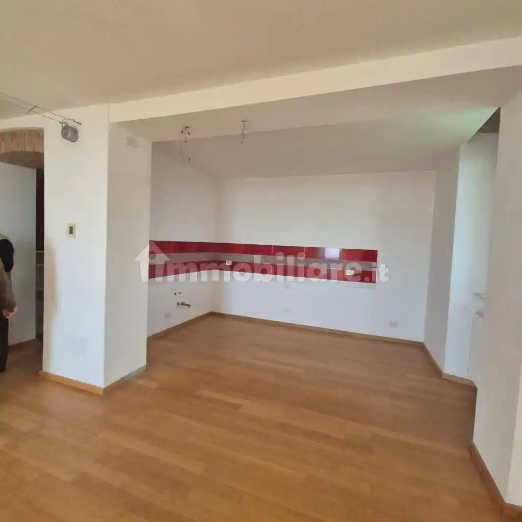 Trilocale ottimo stato, secondo piano, Civiglio, Como - foto 3