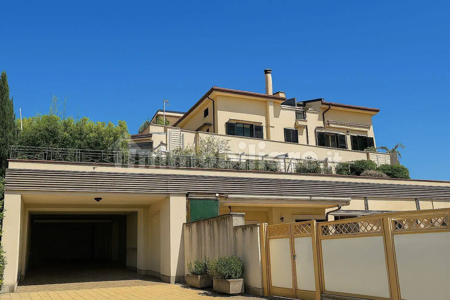 Appartamento in vendita a Salerno