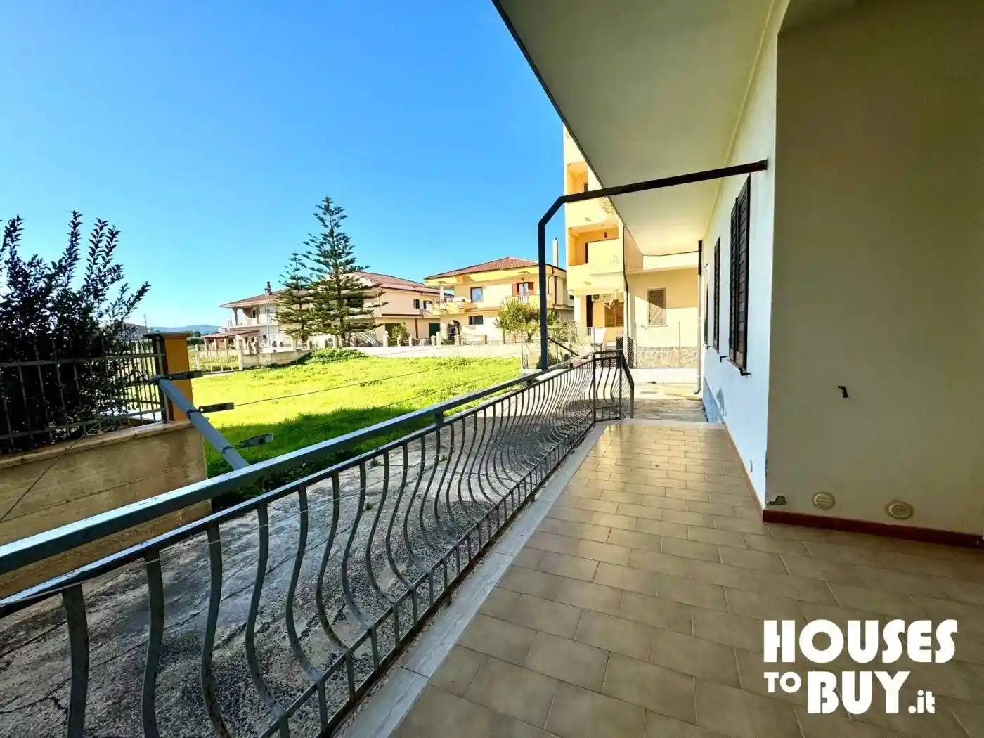 Trilocale via Albert Einstein, 71, Cirò Marina - foto 2