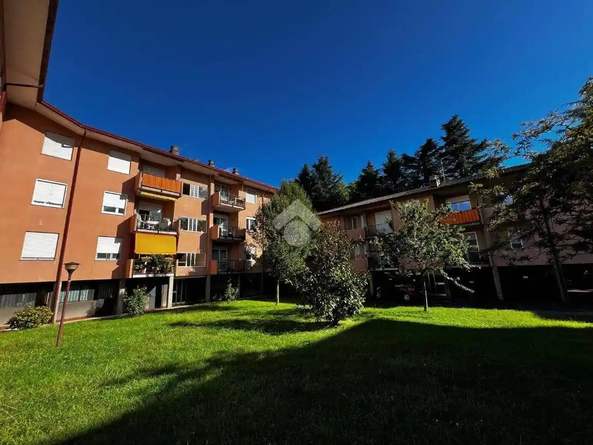 Quadrilocale via Dei Cavalli 60, Bizzozzero, Varese - foto 2