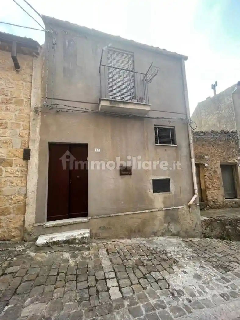 Casa indipendente in vendita a Gangi