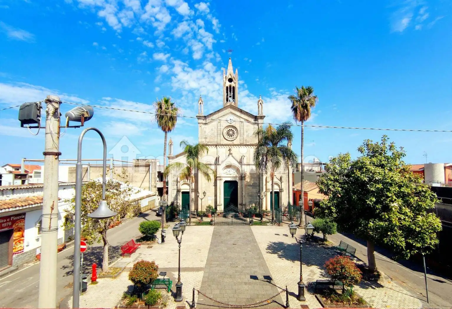 Casa indipendente in affitto a Acireale