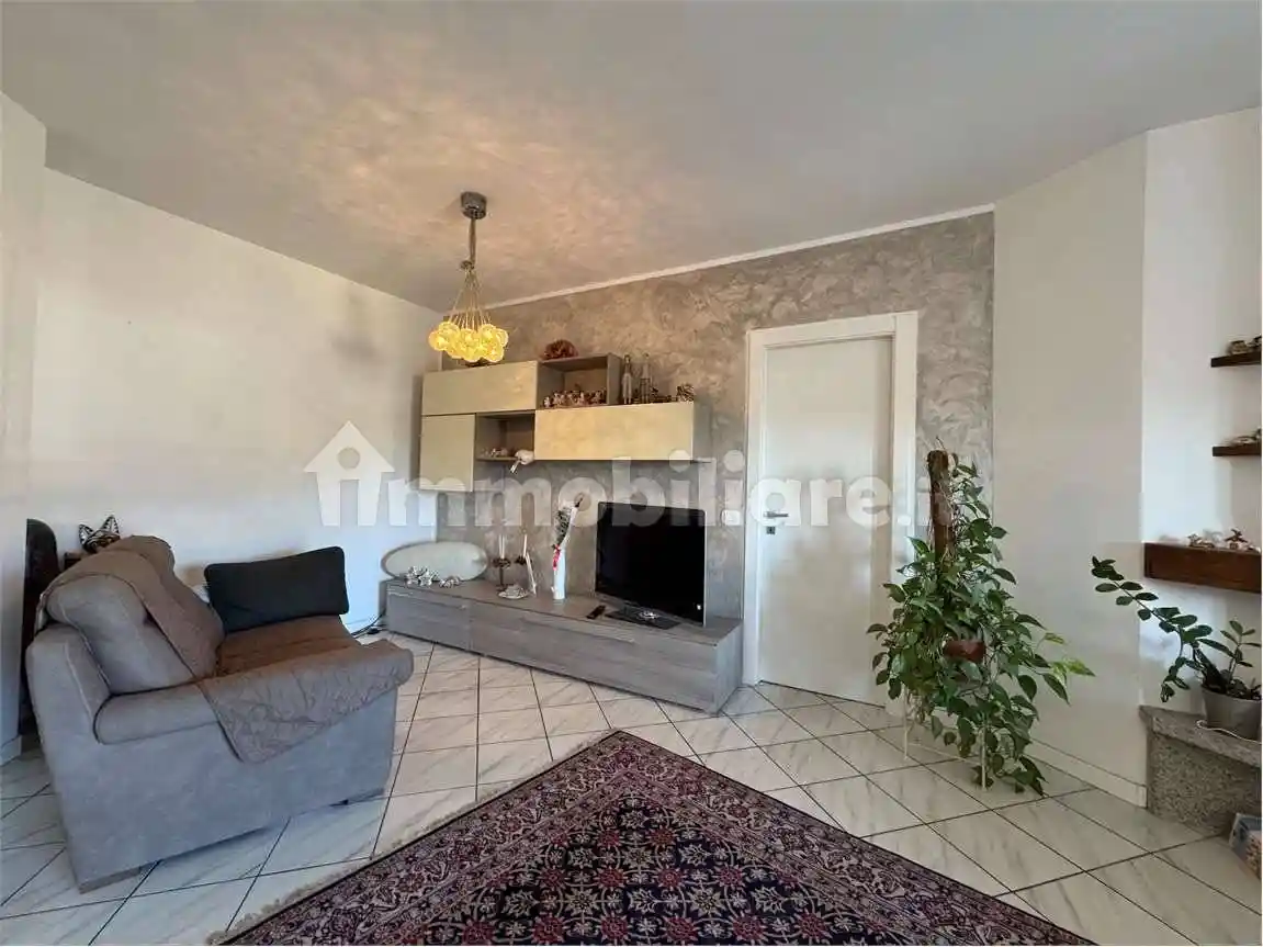 Quadrilocale via lussemburgo, 17, Pallanza Sant'Anna, Verbania - foto 2