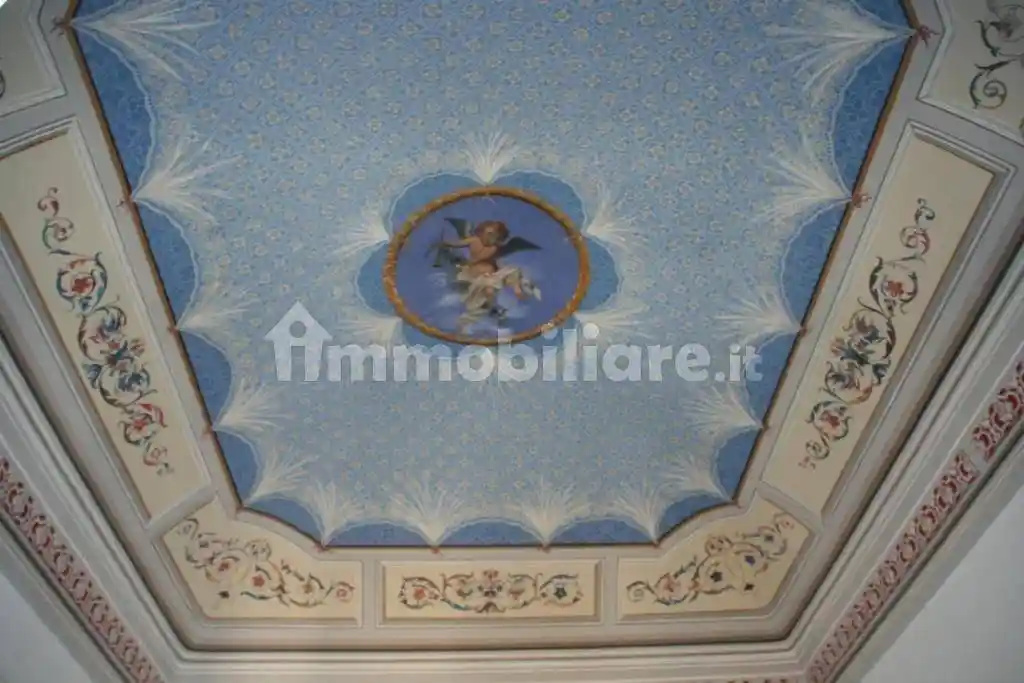 Palazzo - Edificio in vendita a Santa Croce Camerina