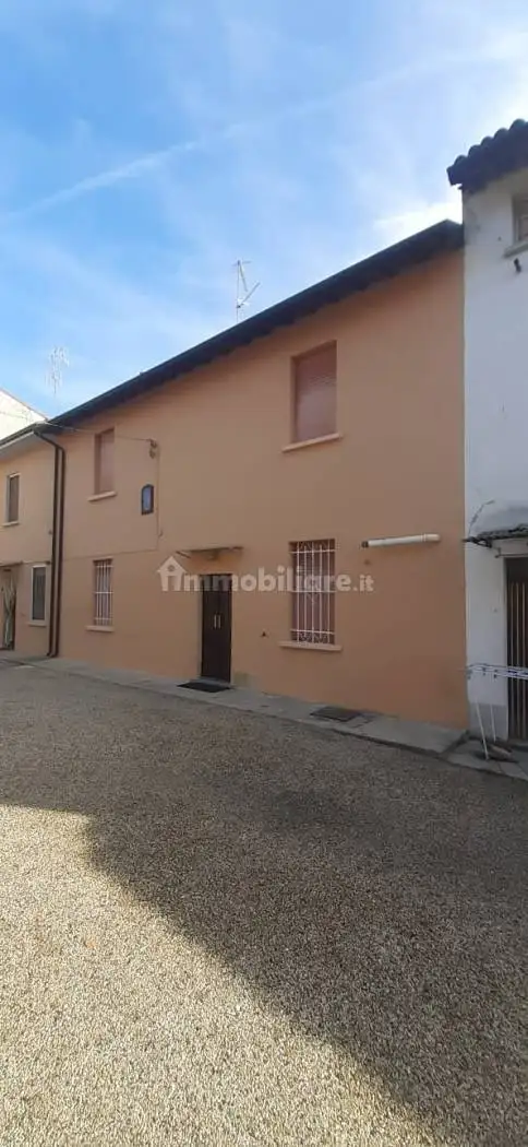 Terratetto unifamiliare 90 m², buono stato, Bastida Pancarana - foto 3