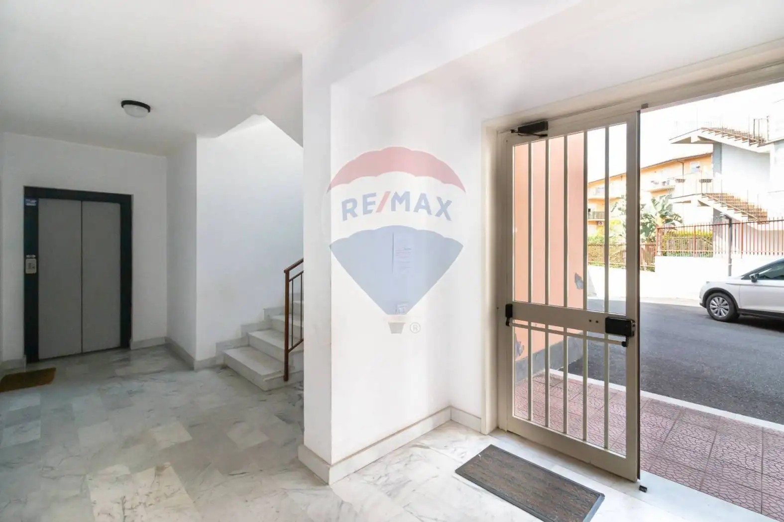 Trilocale Antonino Corsaro 11, Centro, Camporotondo Etneo - foto 3