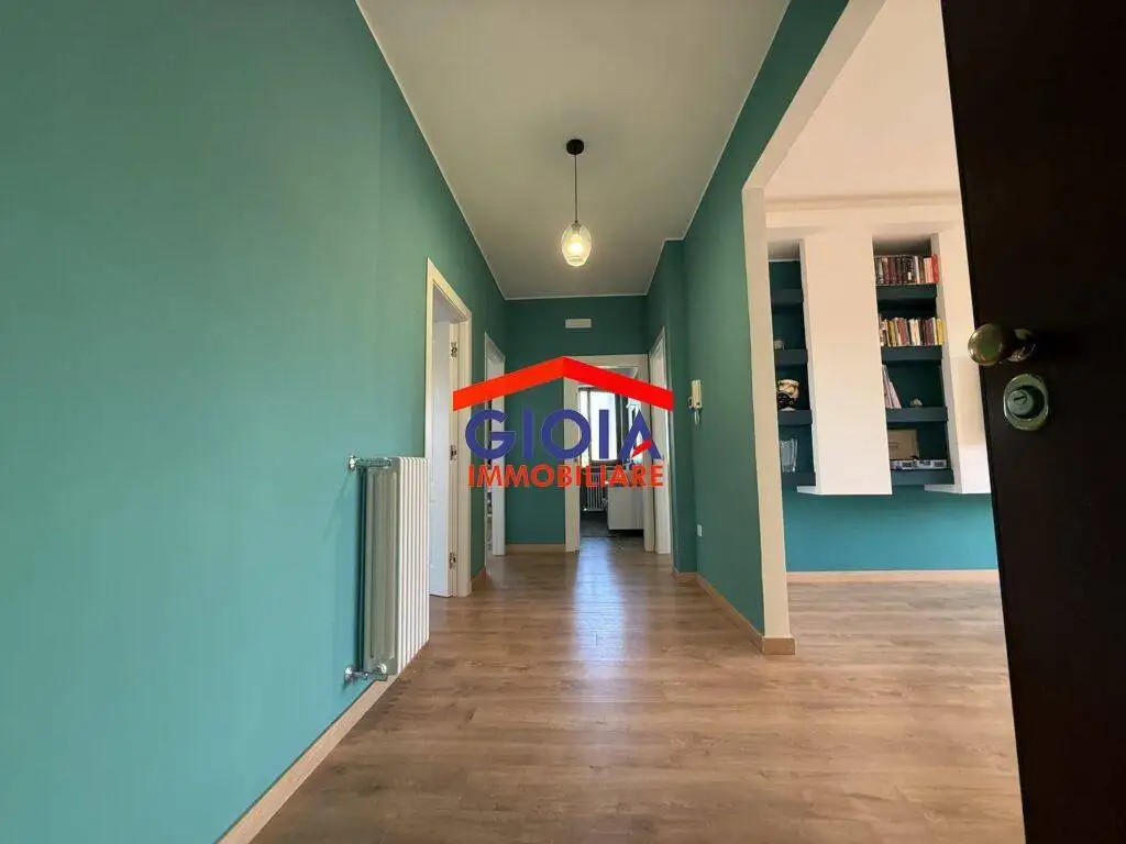 Appartamento in vendita a Mondragone