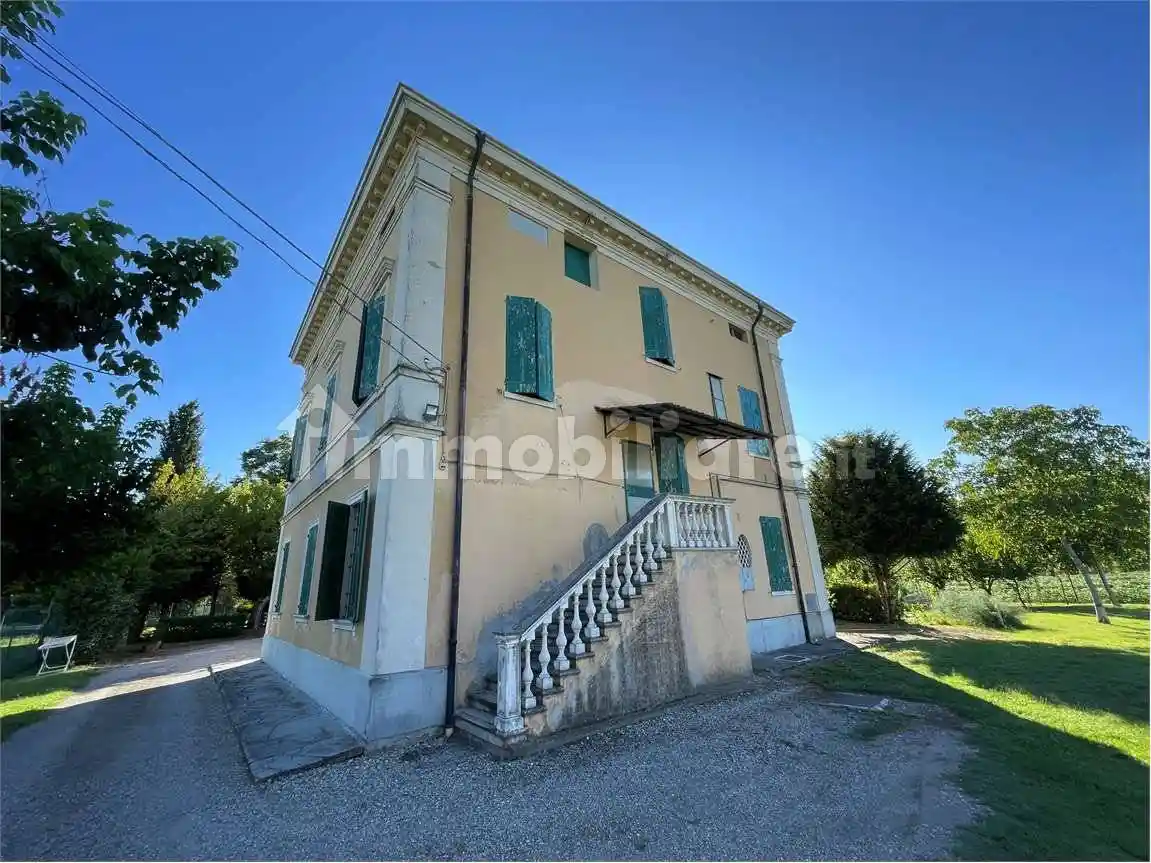 Villa unifamiliare 500 m², Madonnina - Tre Olmi, Modena - foto 4