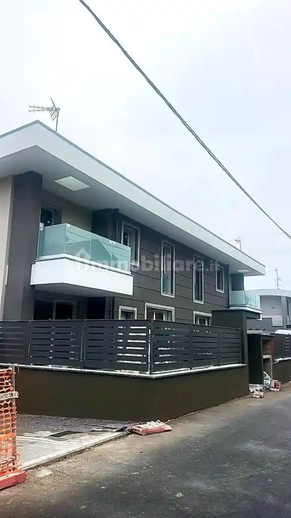 Villa in vendita a Paderno Dugnano