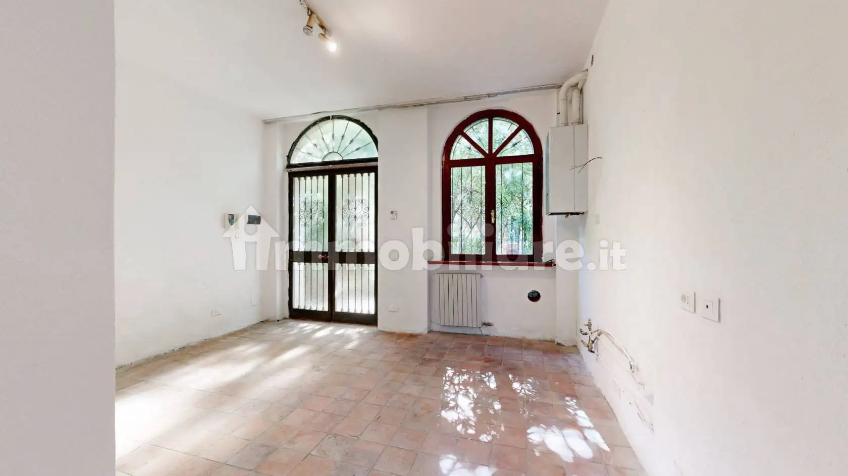 Monolocale buono stato, piano terra, Bellinzago Lombardo - foto 4