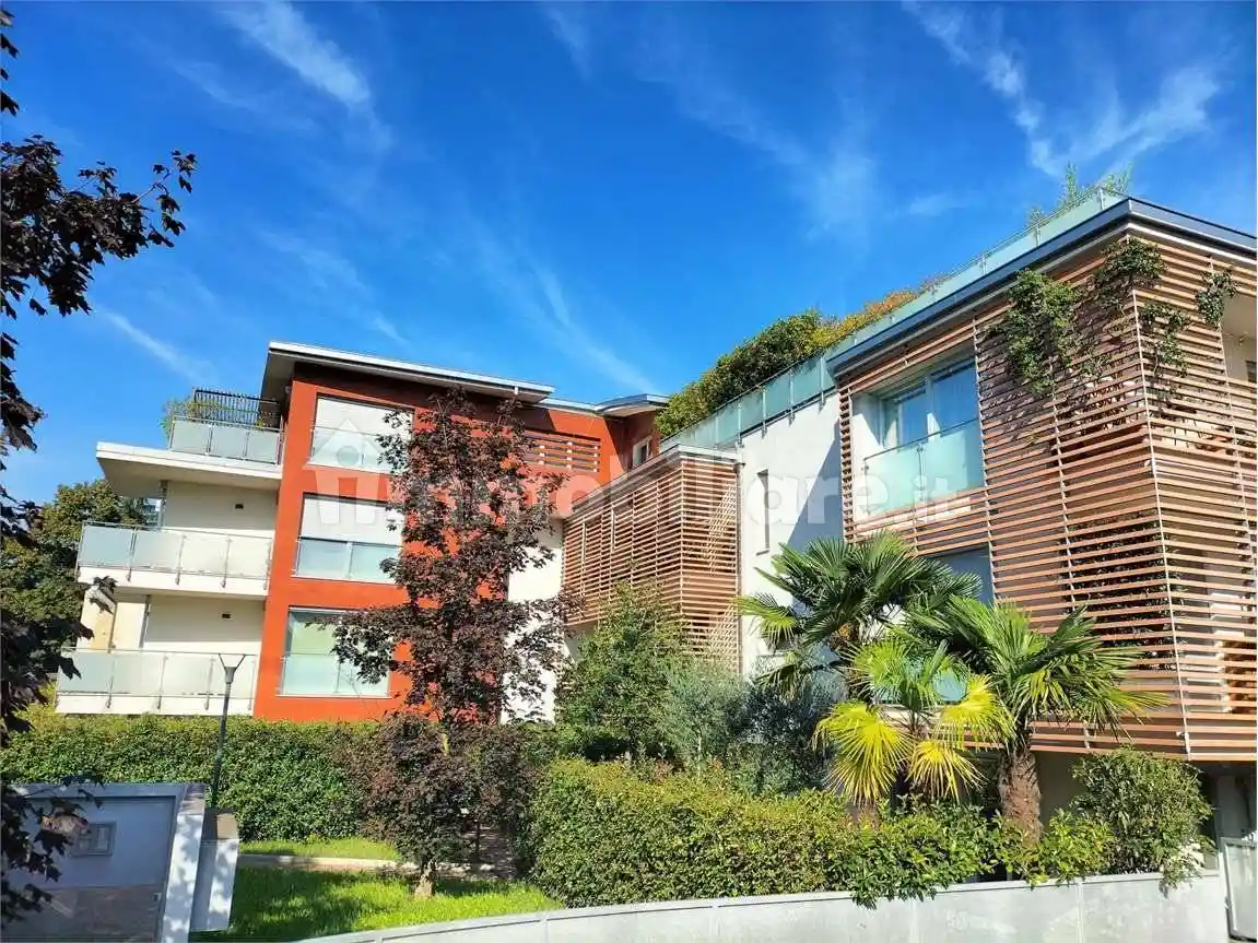 Trilocale via Fratelli Rota, 14, Longuelo, Bergamo - foto 2