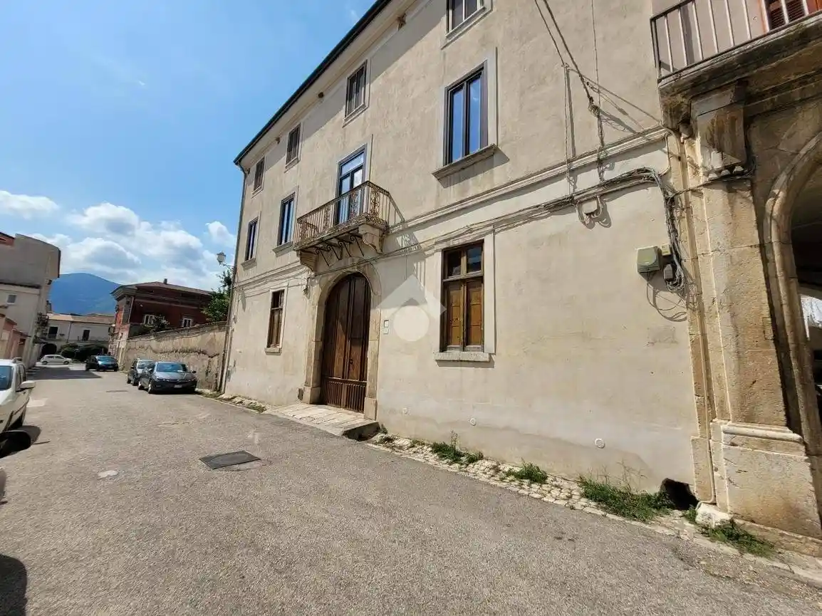 Quadrilocale via Innico Caracciolo 9, Airola - foto 3