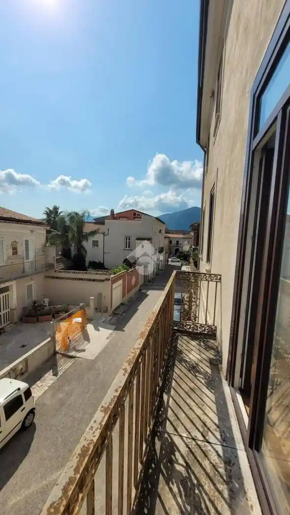 Quadrilocale via Innico Caracciolo 9, Airola - foto 4