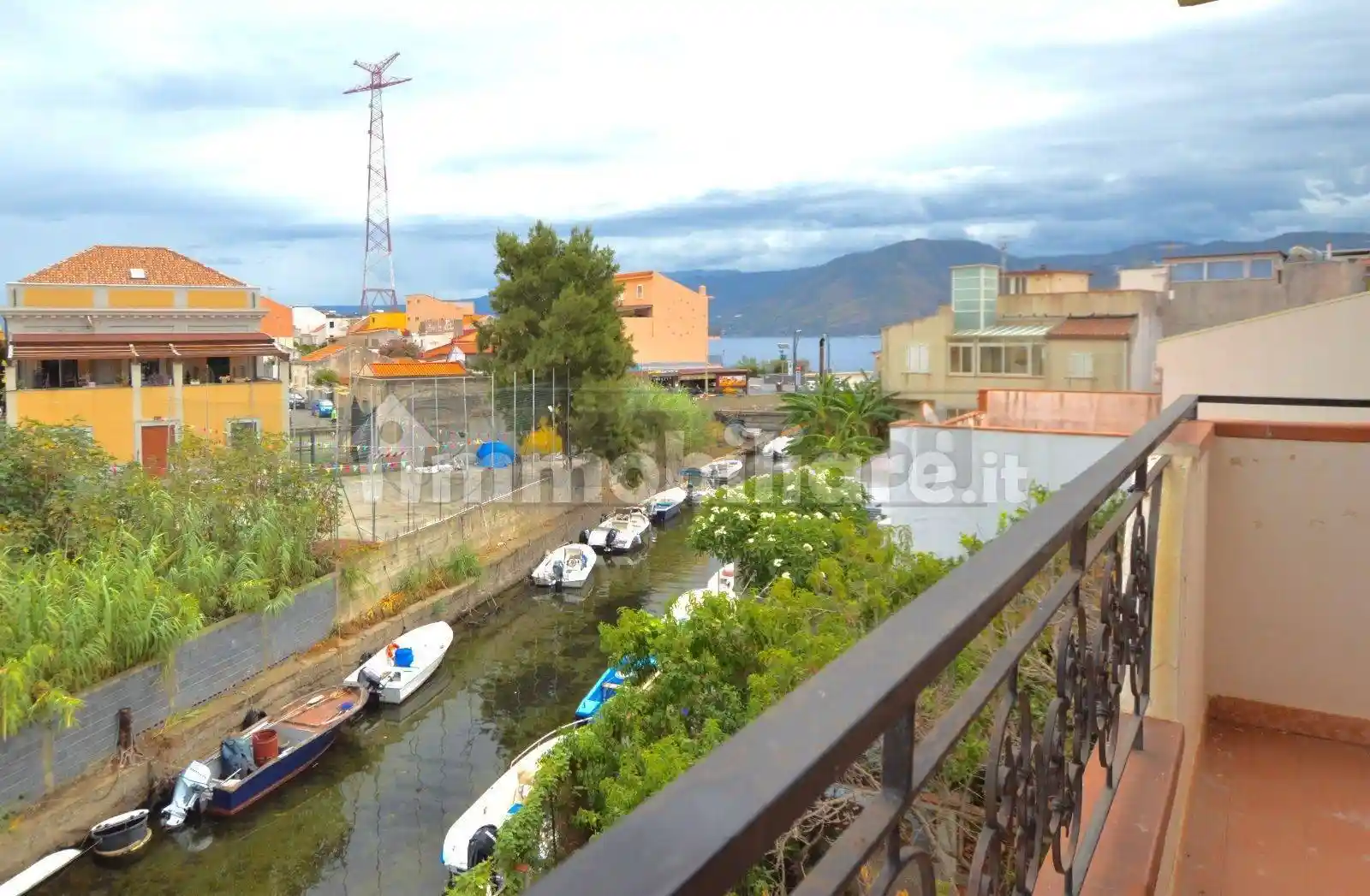 Villa unifamiliare via Santa Domenica 15, Torre Faro, Messina - foto 2