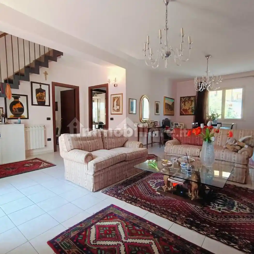 Appartamento in vendita a Gravina di Catania