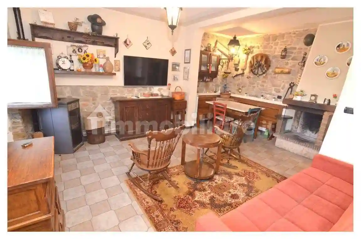 Casa indipendente - foto 2