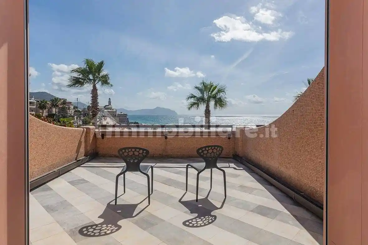 Appartamento in affitto a Genova