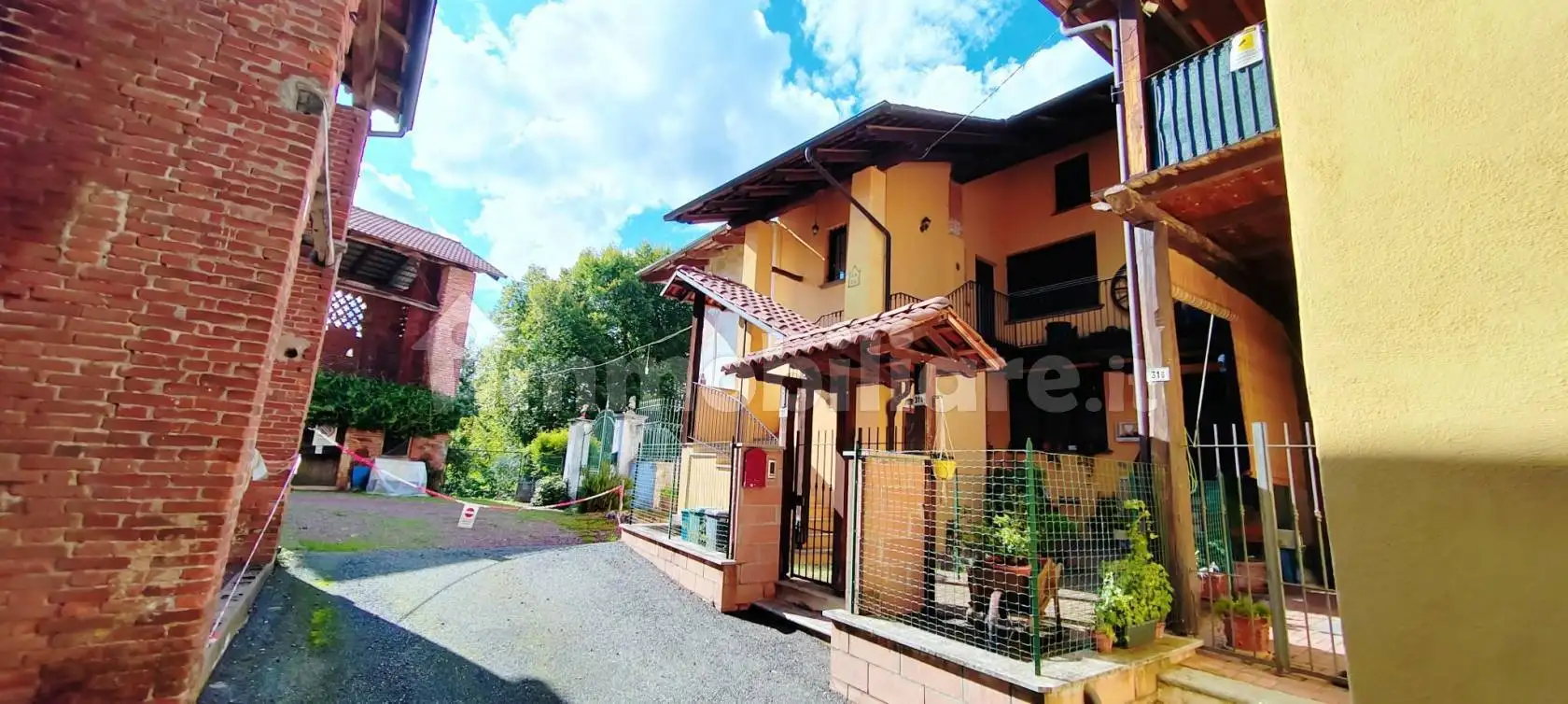 Appartamento in vendita a Roasio