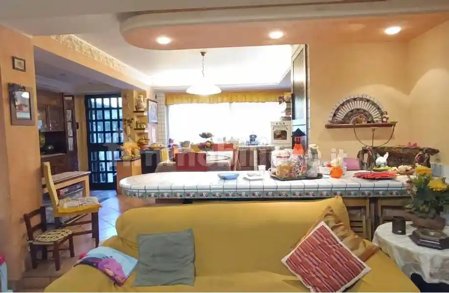 Villetta a schiera in vendita a Tremestieri Etneo