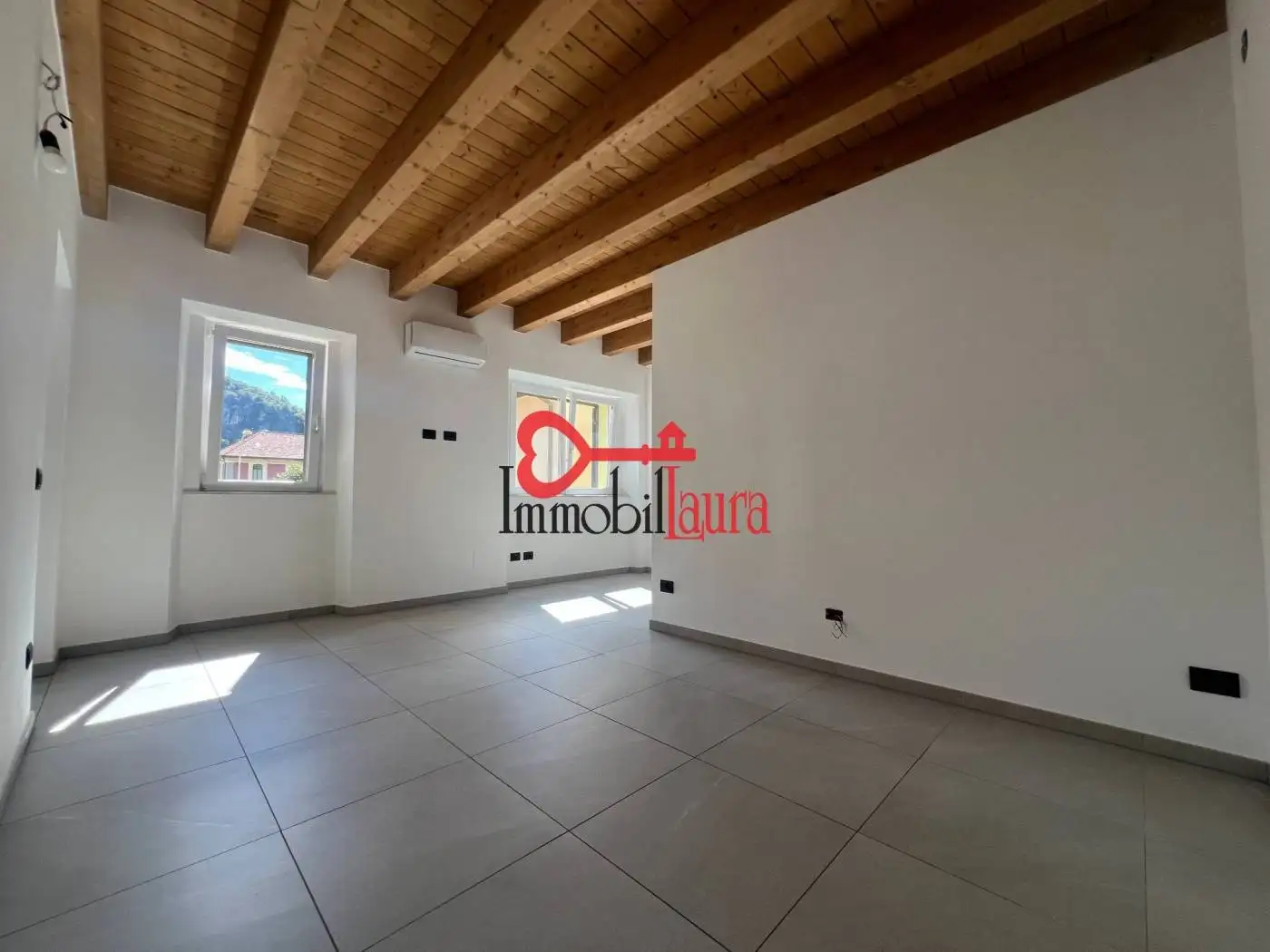 Trilocale ottimo stato, su più livelli, Centro, Bisuschio - foto 4