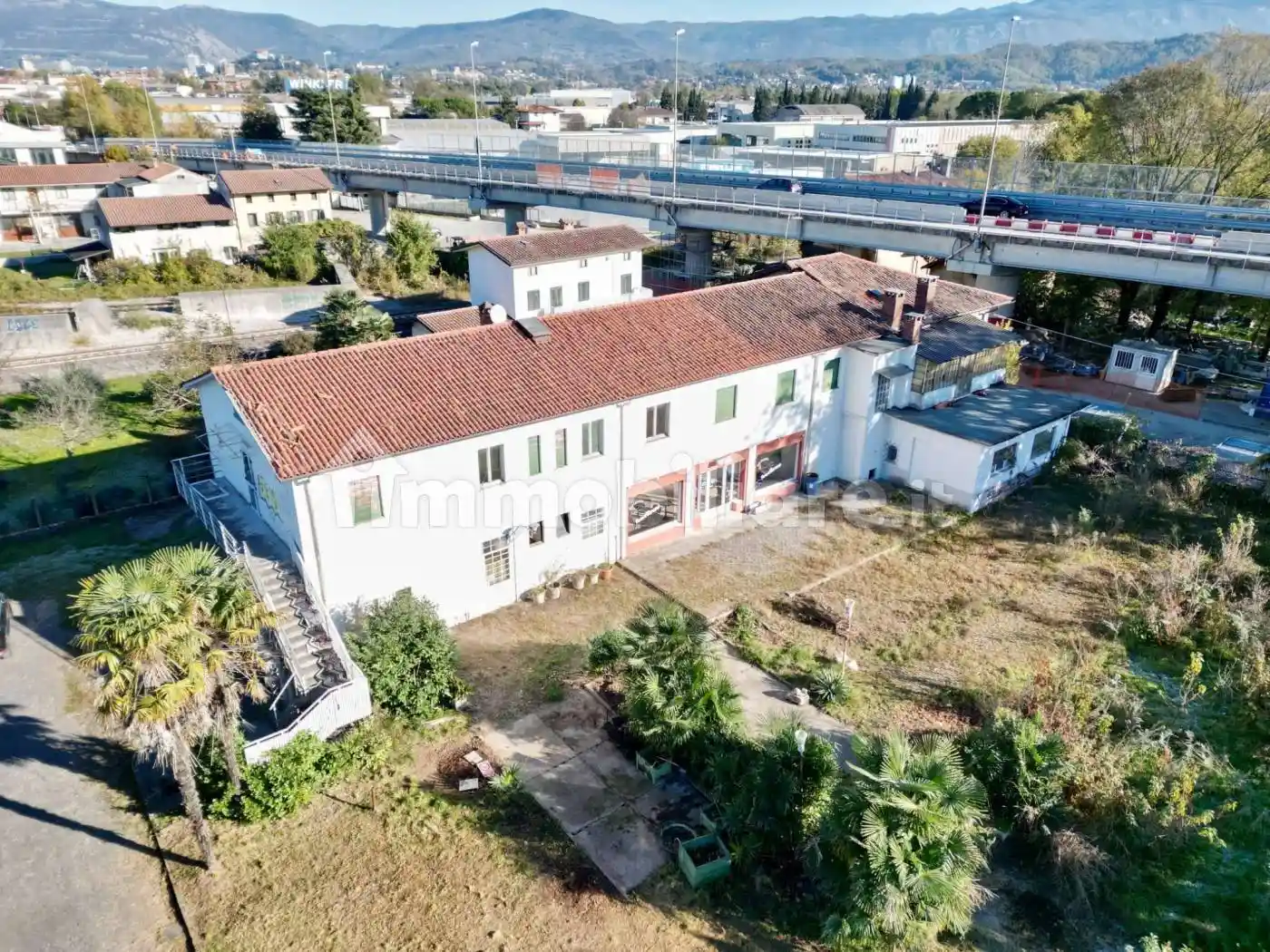 Palazzo - Edificio in vendita a Gorizia