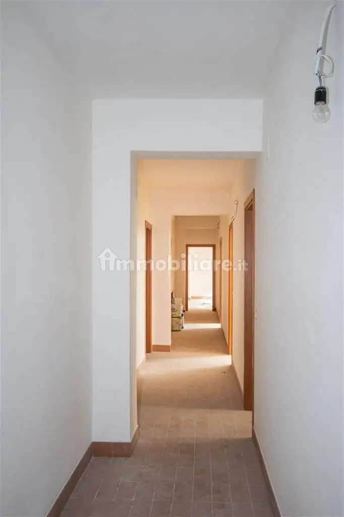 Trilocale via dei Sanniti, 03042 Atina Inferiore Italia, Atina Inferiore, Atina - foto 2