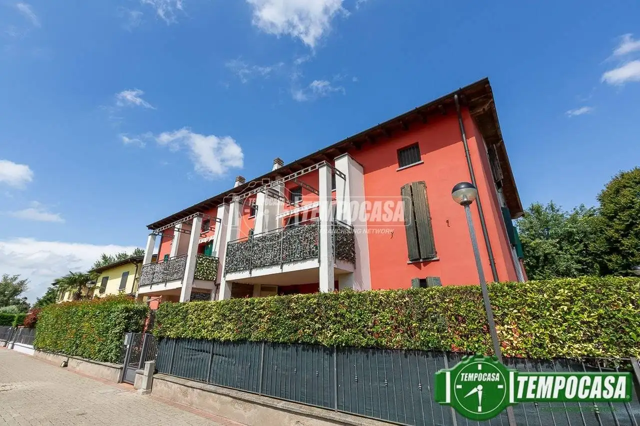 Appartamento in vendita a Pianengo