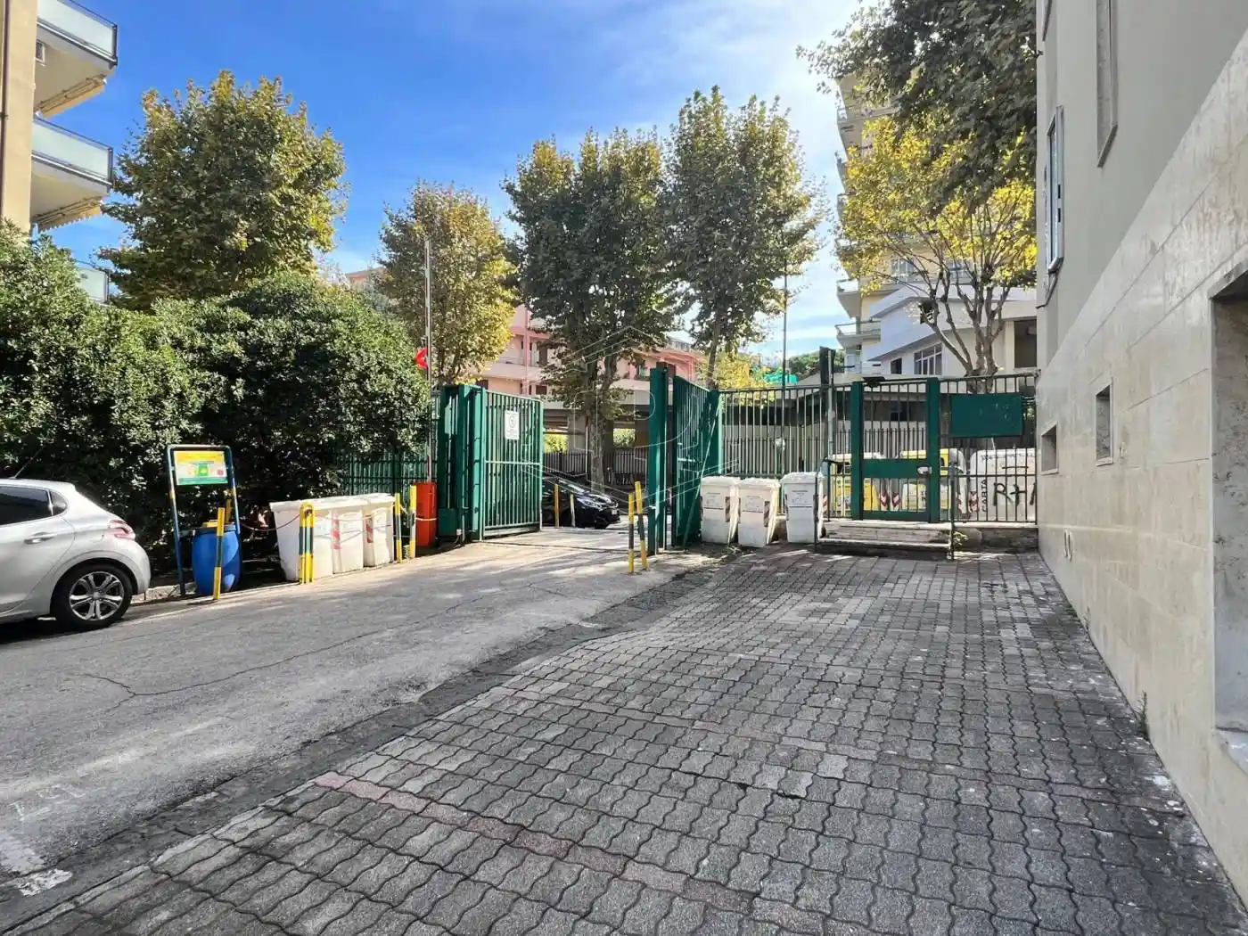 Trilocale via Bernardo Cavallino 74, Zona Ospedaliera, Napoli - foto 3