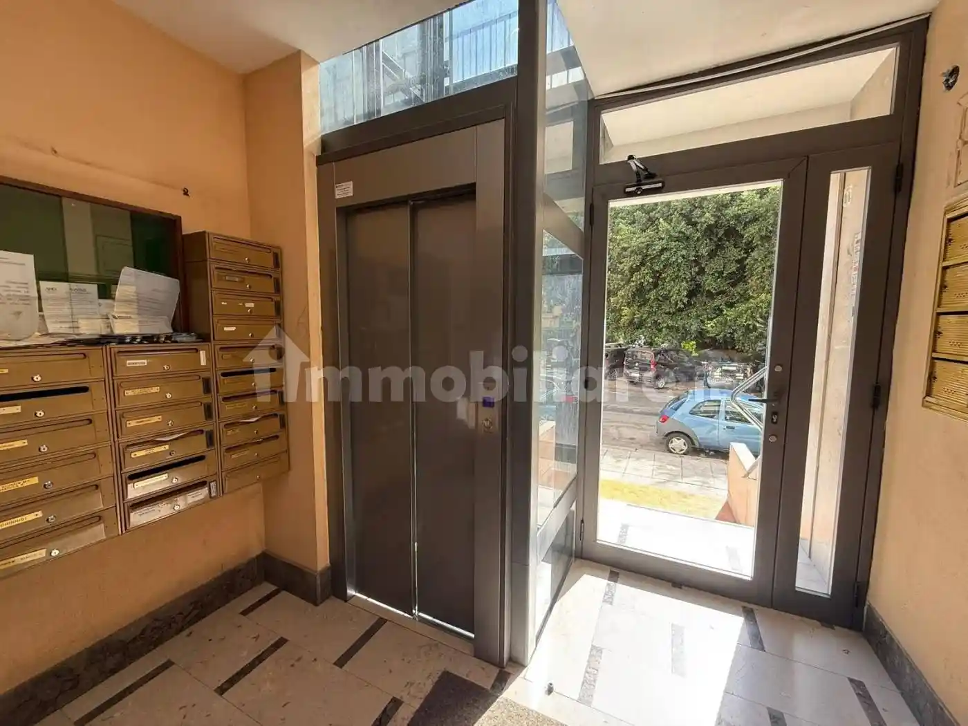 Appartamento in vendita a Palermo