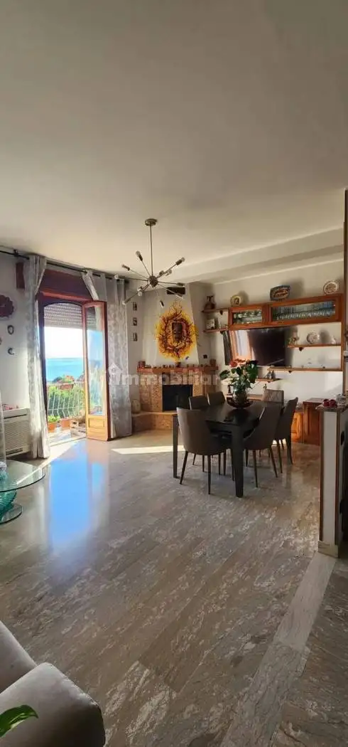 Appartamento in vendita a Santa Caterina dello Ionio