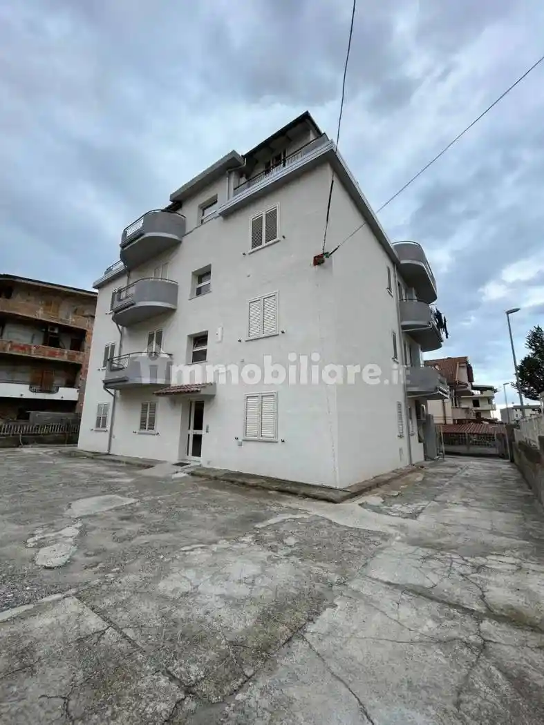 Appartamento in vendita a Caulonia