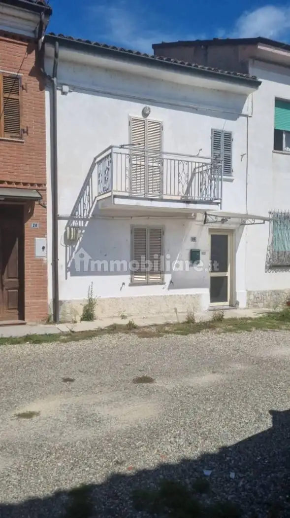 Casa indipendente in vendita a Alessandria