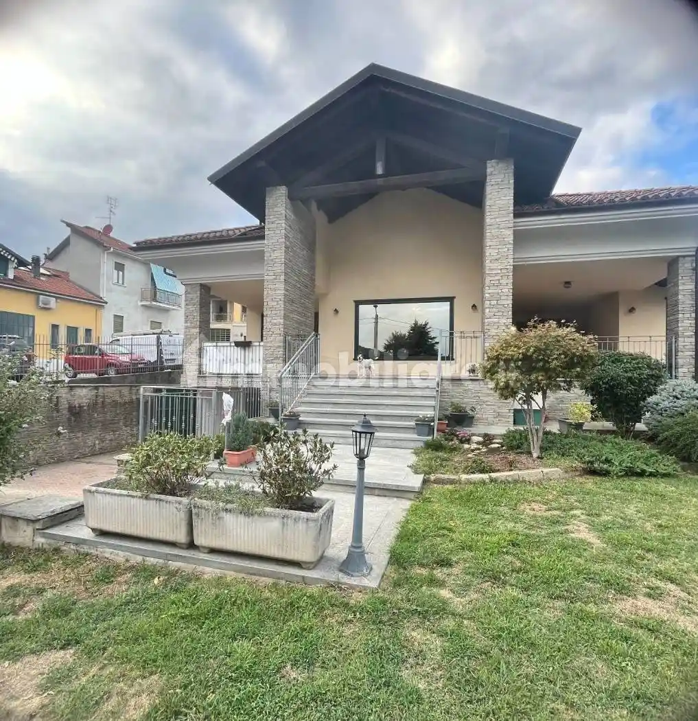 Villa unifamiliare corso Vittorio Veneto, Centro, Cumiana - foto 5