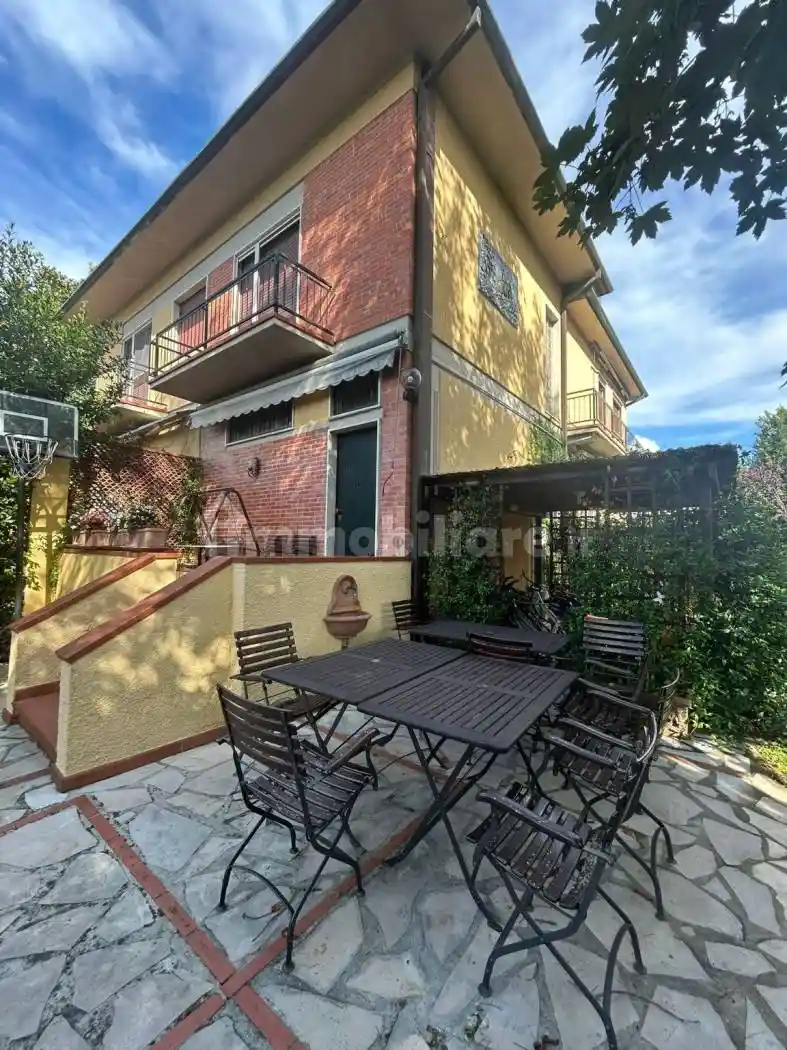 Appartamento in vendita a Pietrasanta