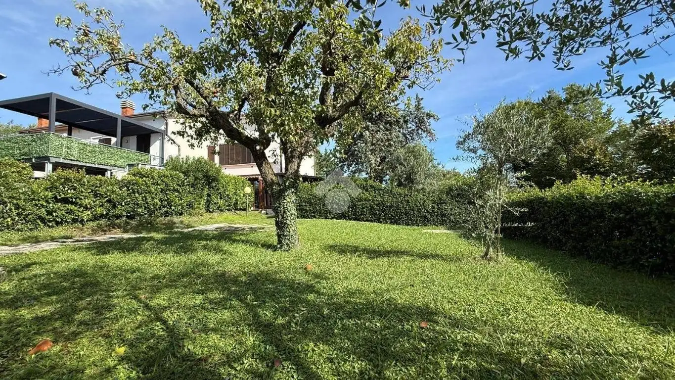 Appartamento in vendita a Desenzano del Garda