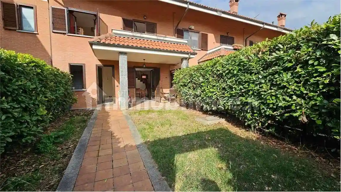 Villetta a schiera - foto 2